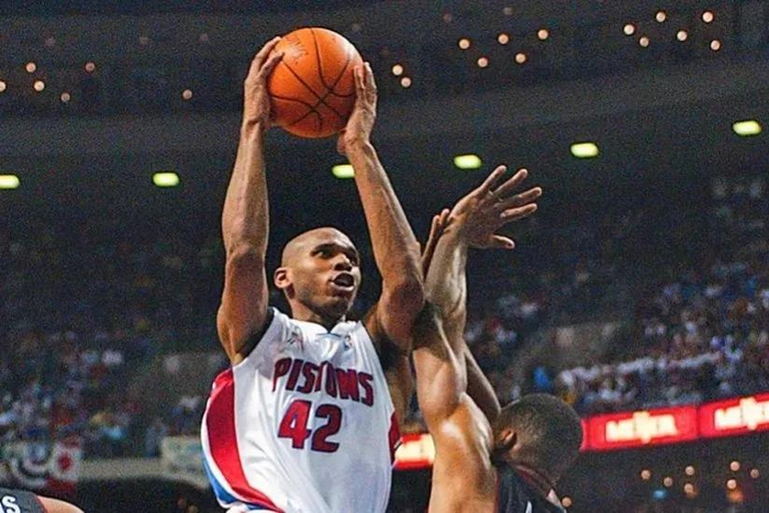 英雄联盟台服官网地址入口-关于欧篮联赛程吃紧；底特律活塞窗口期再遭质疑；赛场秩序良好；球探报告显示潜力的信息