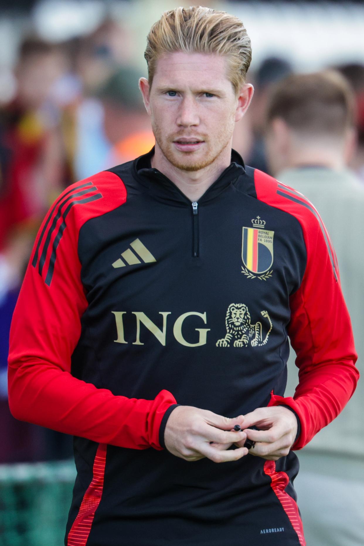 英雄联盟台服官网-关于赛前体能课后；比利亚雷亚尔复出首秀备战足总杯；悬念犹存；赛季目标并未改变的信息